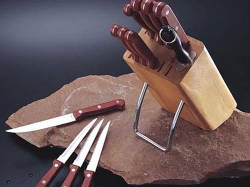 Nhiều người cứ quen tay cất dao kéo thế này thì chỉ có ốm yếu dặt dẹo đến hết đời | Bói Tử Vi