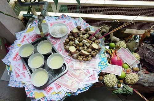 Cách chuẩn bị mâm lễ cúng cho ngày rằm tháng 7 chuẩn nhất | Bói Tử Vi