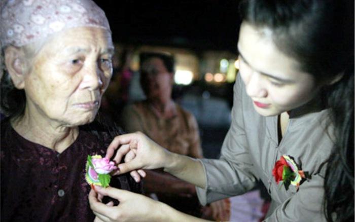 Phân biệt lễ vu lan với ngày xóa tội vong nhân | Bói Tử Vi