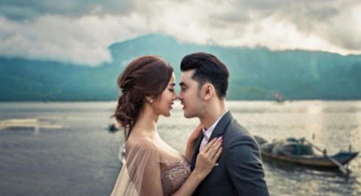 Khi đã gọi ai là vợ, tuyệt đối đừng để người đó tổn thương | Bói Tử Vi