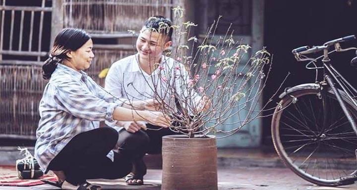 “Lúc cha mẹ cho con thứ gì, con đều nở nụ cười, lúc con cái cho cha mẹ thứ gì thì cha mẹ khóc” | Bói Tử Vi