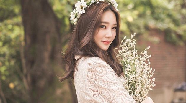 Con giáp mở mắt ra là thấy Thần tài mỉm cười “ghé thăm”, quý nhân phù trợ, làm việc gì cũng suôn sẻ | Bói Tử Vi