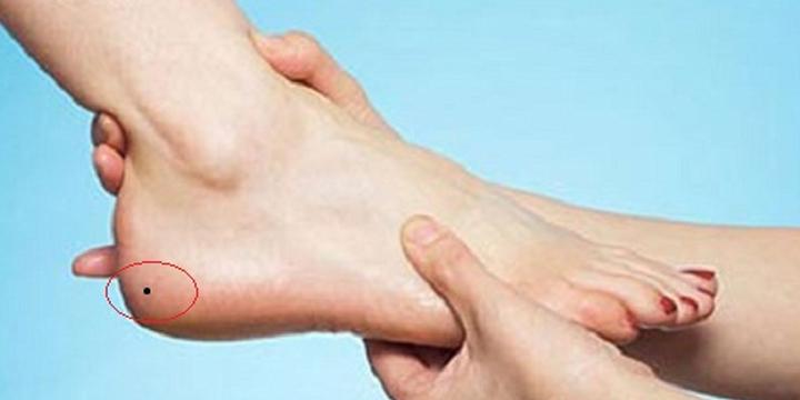 Nốt ruồi ở gót chân phải có ý nghĩa gì? | Bói Tử Vi