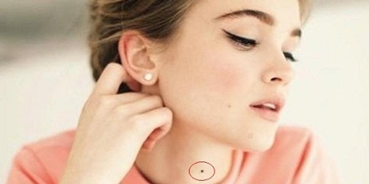 Nốt ruồi ở yết hầu là tốt hay xấu? | Bói Tử Vi