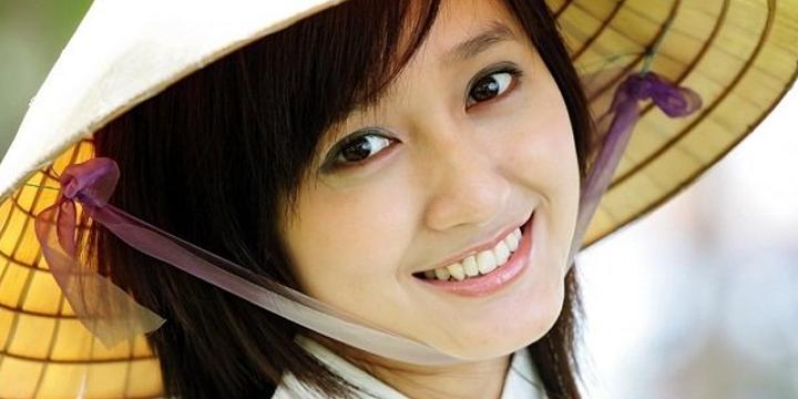 Phụ nữ có nét tướng này, rất nhiều nam nhân đều yêu mến, theo đuổi | Bói Tử Vi